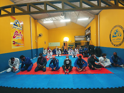 Academia Claudio Bueno