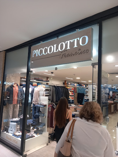 Piccolotto Calçados e Roupas